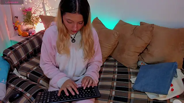 cuteweed420 webcam