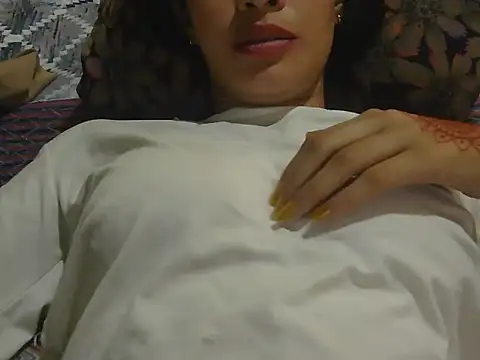 Zoya_Shrma webcam