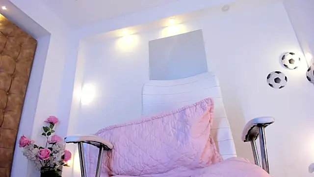 violet_giraldo webcam