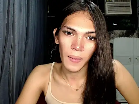 GORGEOUS_CARMEE webcam