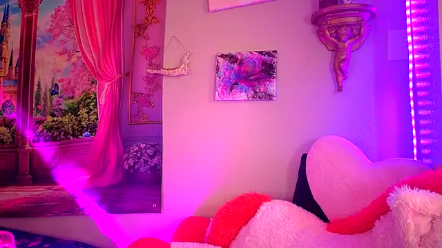 Princess__Kitty__ live cam on StripChat
