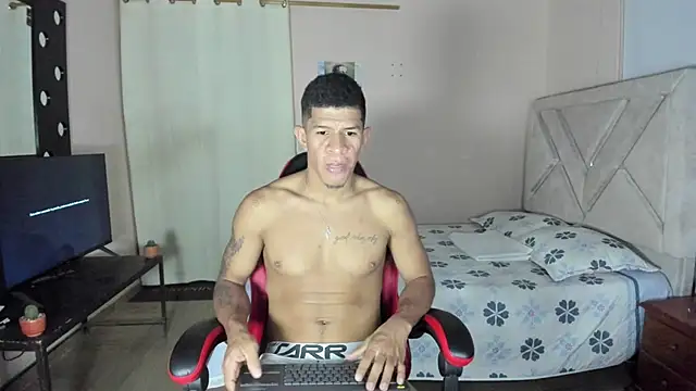 Toptony22 webcam