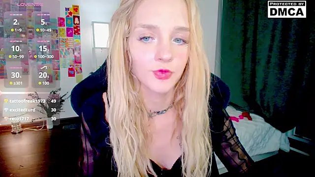 Aliceglass__ webcam