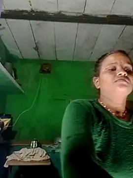 Shivani09900 webcam