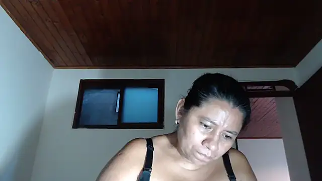 adrixxx38 webcam