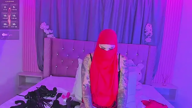 Nayla-Mouna webcam