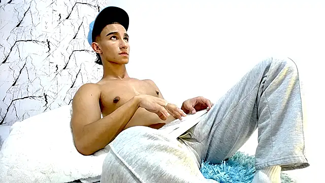 BabyAndy_ webcam