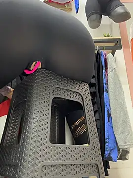kim_monti webcam