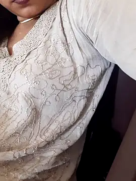 KHAN765_39 webcam