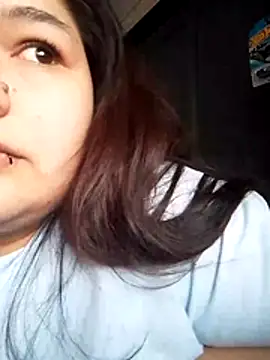 LauraHorny69 webcam