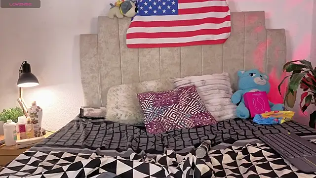 Emilly-hall webcam