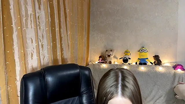 urcutiebunnyy webcam