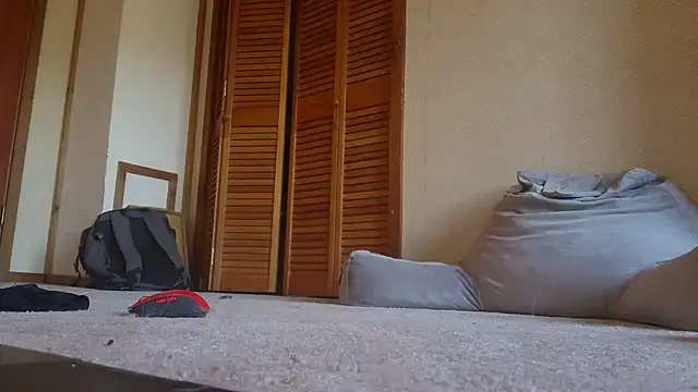 cashmasterzobistone webcam