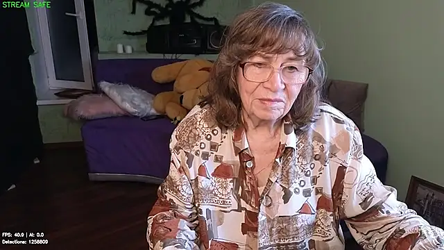 Betty_Brick webcam