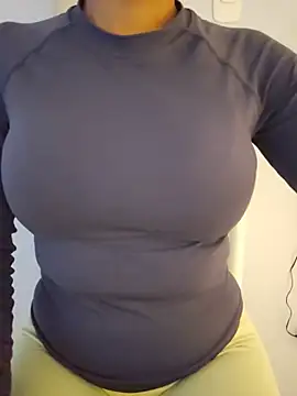 _MissPompitas23_ webcam