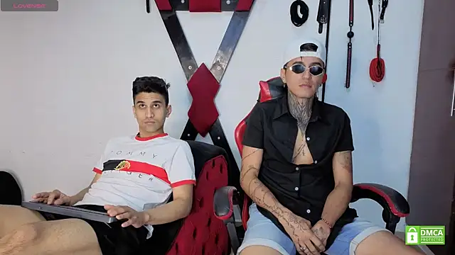 EliteBoysLive webcam