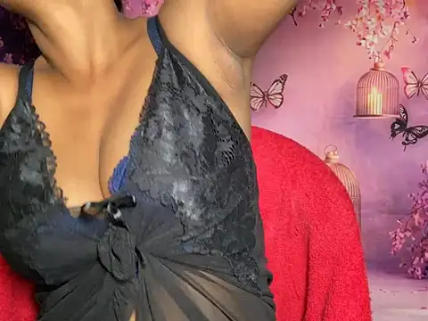 Trisha_16 webcam