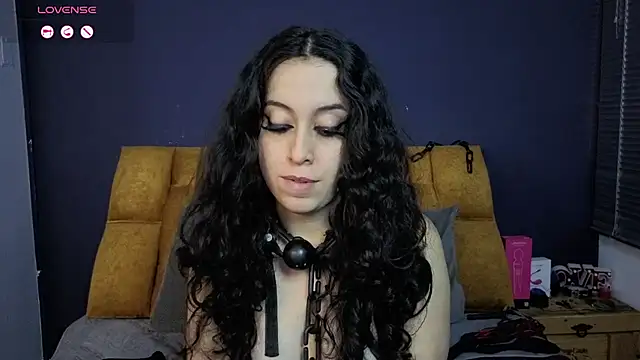 KendraaSimons webcam