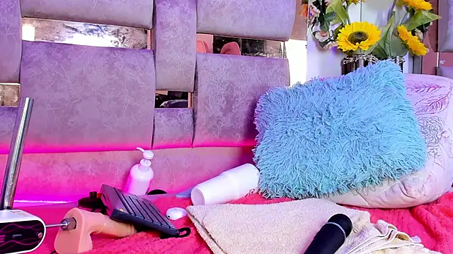 Natasha-Adams webcam