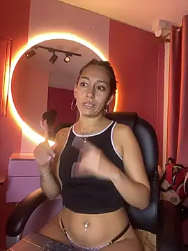 DulceLatinaxo webcam