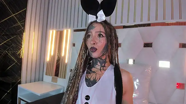 Lucy_Doll8 webcam
