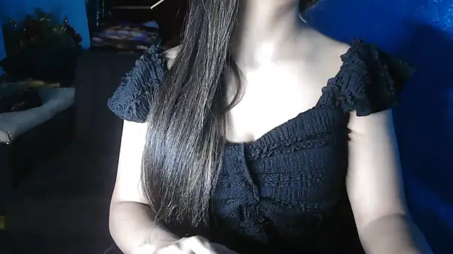 Cuteangle1 webcam