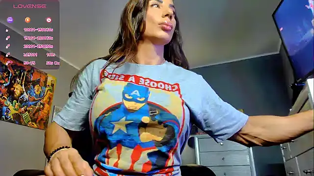 Alesyamuscledoll@xh webcam