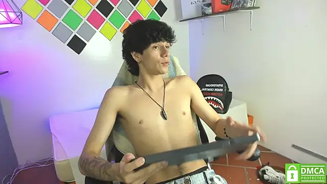 AmethystShadow17 webcam