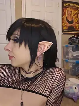 AmethystFoxx webcam