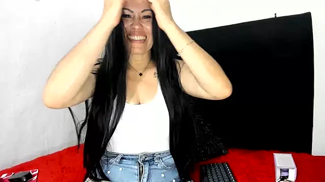 Tania_mature webcam