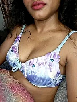 Akni_ live cam on StripChat