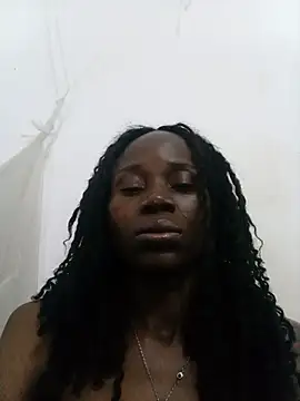 Prittty_slim_pussie