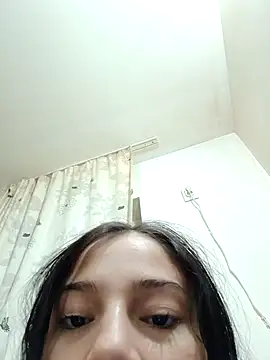 Virgin_Pussy_Love webcam