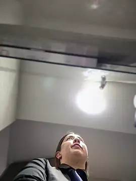 suzy-111 webcam