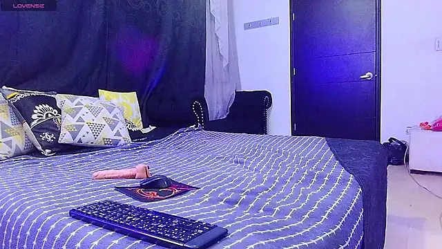 axell_stone_ webcam