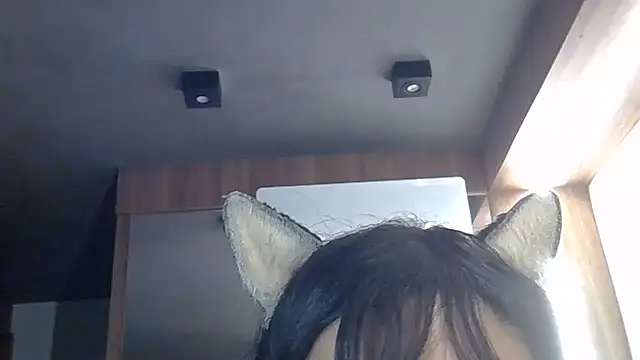 SkinnyKitten webcam