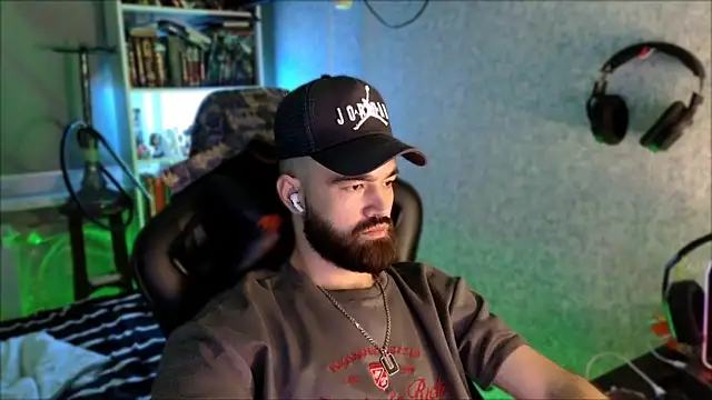 _Serious_Man live cam on StripChat
