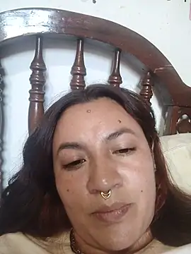 samm_curvy webcam