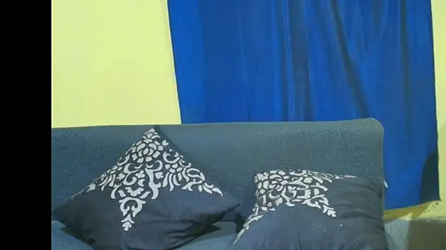 Cute_boy2000 webcam