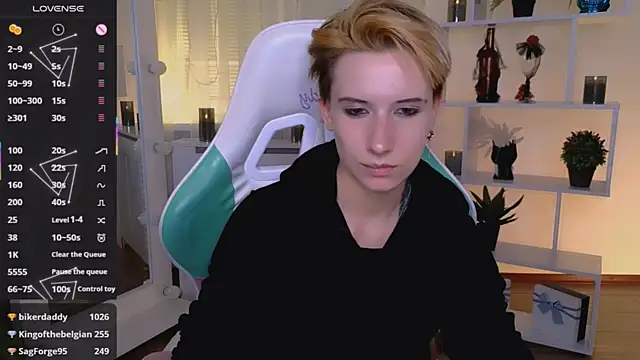 _Rein_ramm live cam on StripChat