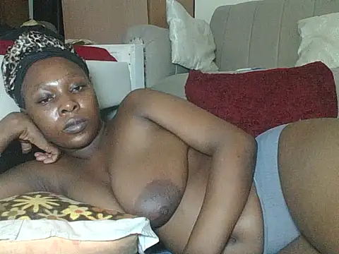 Sexyblackgold live cam on StripChat