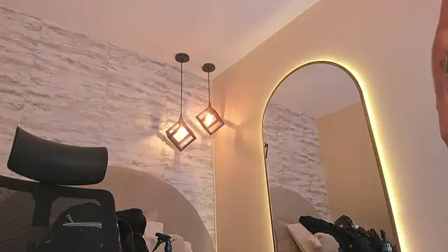 dominic_de_luca webcam