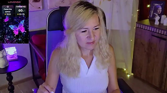 DonnaSmitth live cam on StripChat