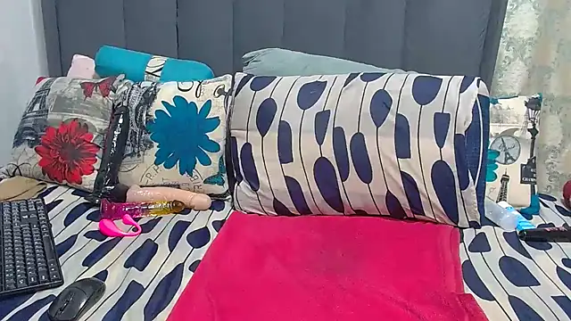 SwaziBeauty webcam