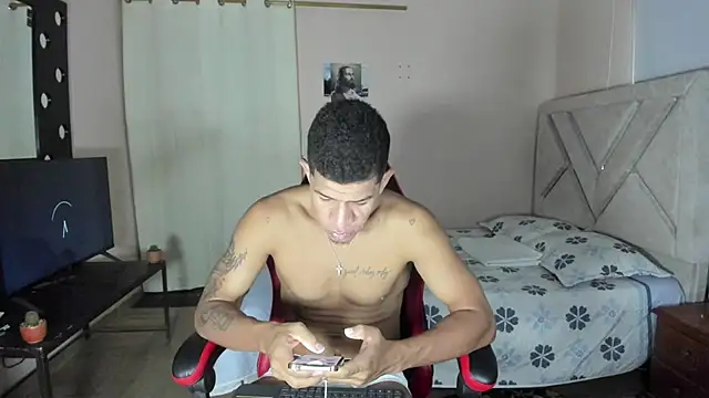 Toptony22 webcam