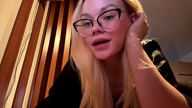 MiaCashe webcam