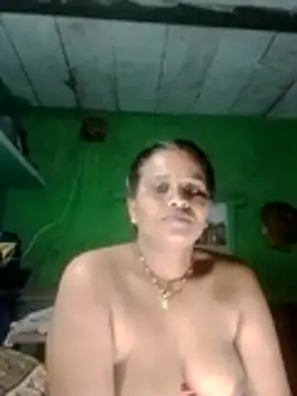 Shivani09900 webcam