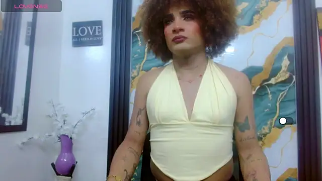 Sharlotte_Jones webcam