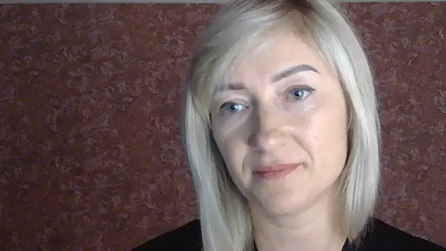 moonlightAnna live cam on StripChat