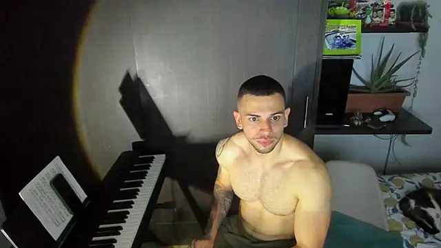logan_smith webcam